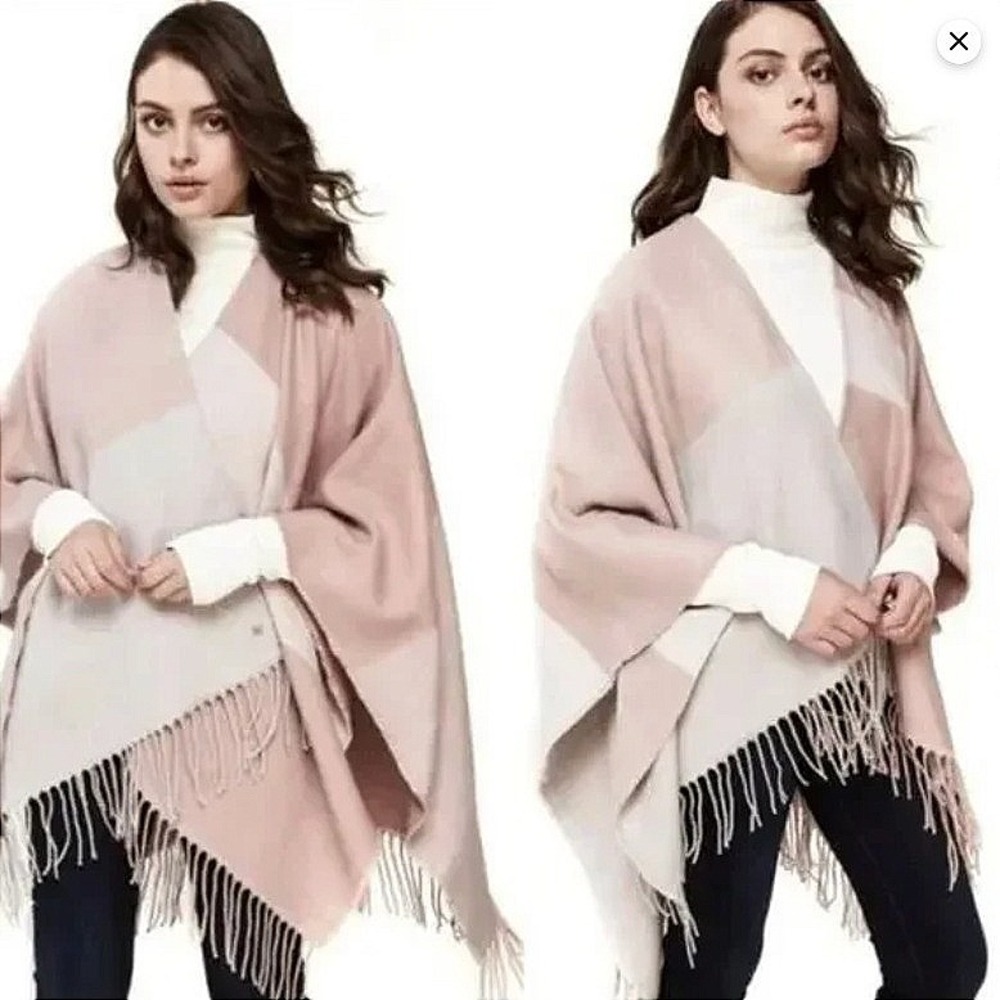 NEW SOIA & KYO Women's Acrylic Colorblock Fringe Poncho Wrap Scarf‎ Neutral NWT